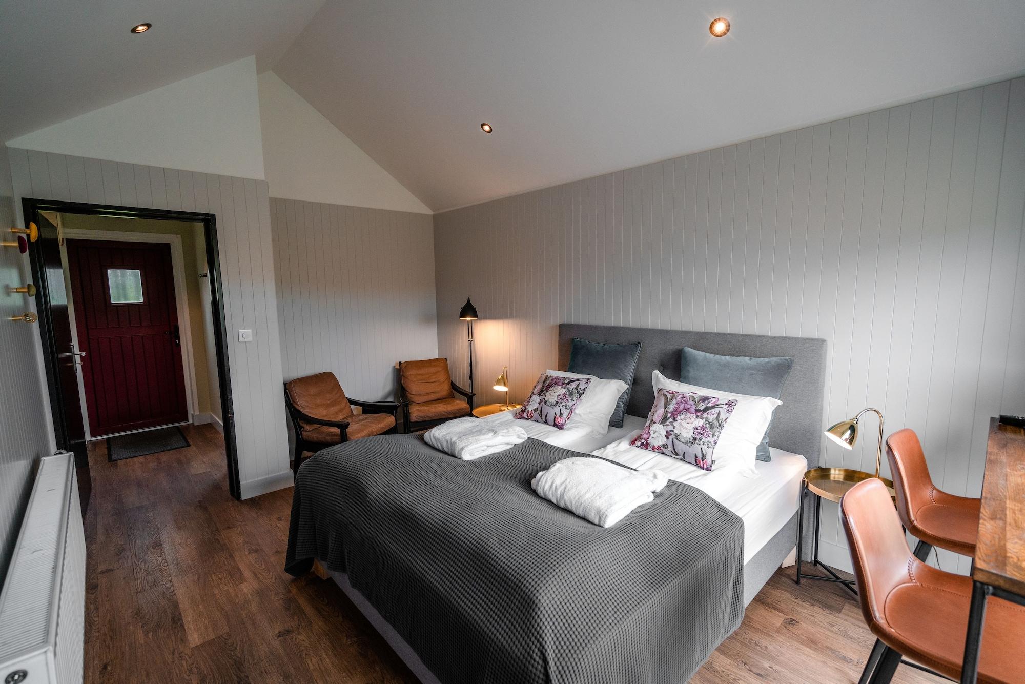 Frost&fire Hotel