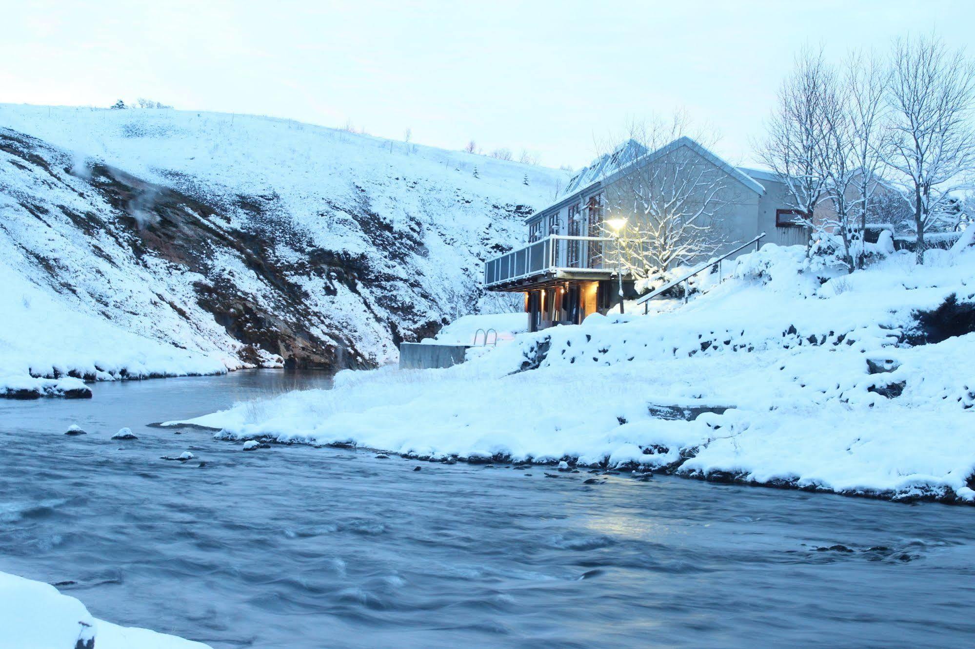 Frost&fire Hotel